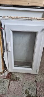 Plastové okno 54x83
50€