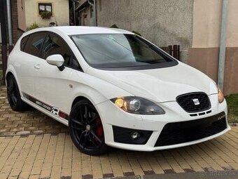 Seat Leon Cupra R310 2.0TFSI 1of200 White Edition Swiss