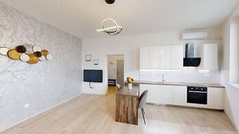 PINK Reality – Prenájom 2-izbového bytu so záhradkou v centr