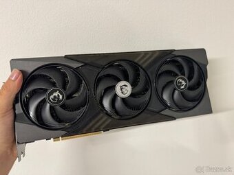 MSI RTX 5070 Gaming X OC 12GB