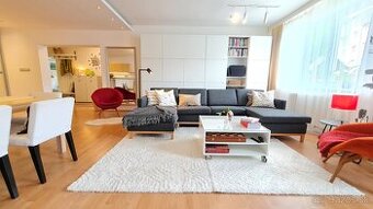 Veľkometrážny 4-izbový byt s parkovaním, Žilina - Záv