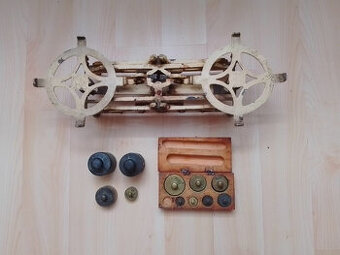 Prvorepublikové váhy