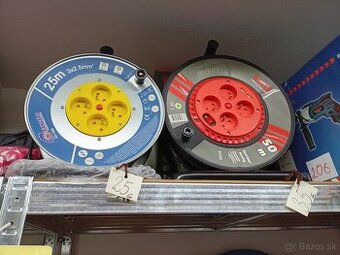 Predlžovací kábel na bubne