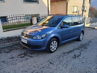 Volkswagen Touran 2.0 TDi 7-miestny