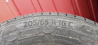 Zosilnene 205/65R16C