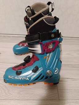 Scarpa f1 vel.23/36