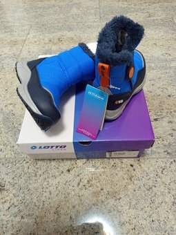 P:Úplne nové chlapčenské snehule-kompletne balenie c.26