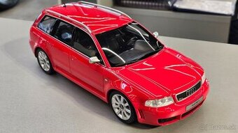 Audi RS4 1:18