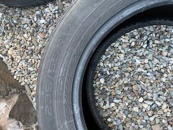 Letne pneumatky 235/55 R17