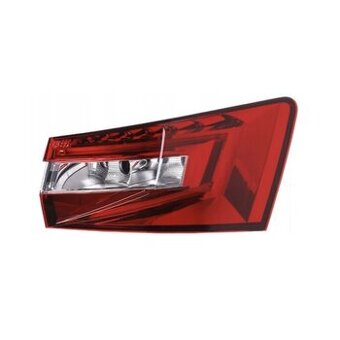 Predám zadné svetlo Škoda Superb 3 (2015 - 2019) Combi BASE