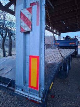 Prives, podvalnik...