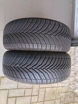 celoročne pneu Michelin 195/45 R16