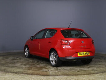 piate dvere, kufor , seat ibiza 2011, napravy, interier
