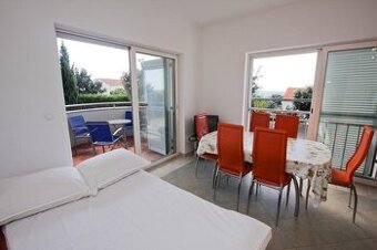 Chorvátsko, ostrov PAG, 1,5 izbový zariadený apartmán