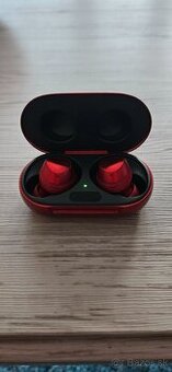 Samsung ear buds + SM-R175 nejdu spárovat