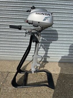 Lodny motor Honda 2.3