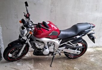 Yamaha FZ6