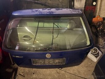 Kufrove dvere a zadné pravé aj ľavé kombi Passat b5.5