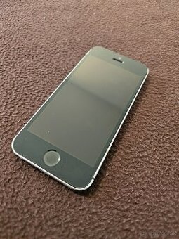 iPhone SE
