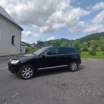 Volkswagen Touareg 2,5 tdi,
