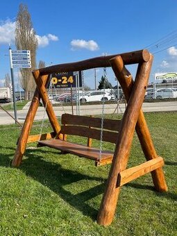 Záhradná hojdačka z agátového dreva