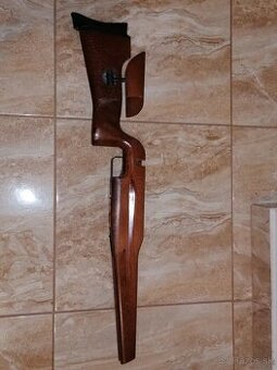 Predám pažbu na malokalibrovku - 1