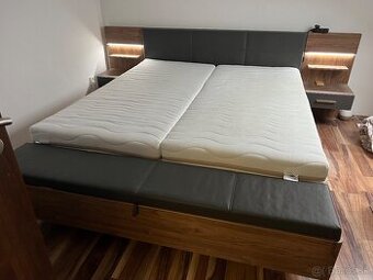 Manzelska postel REZERVOVANE