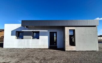 Podnájom 2 izbový dom