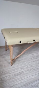 Predám dvojsegmentový čistonový masérsky stôl Sofia