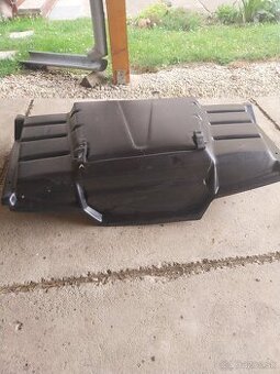 Predna kapotaz na Polaris Sportsman