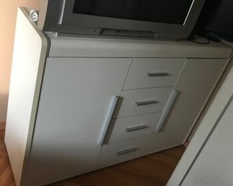 Komoda+2ks-nočné stolíky - 1