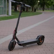 Elektrická kolobežka Xiaomi Electric Scooter Elite čierna