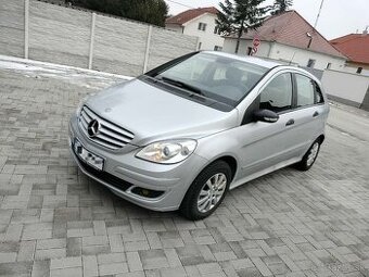 Predam Mercedes-Benz B170 benzín 85kw rok 2008