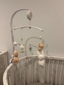 Kolotoč nad postieľku JaBaDaBaDo