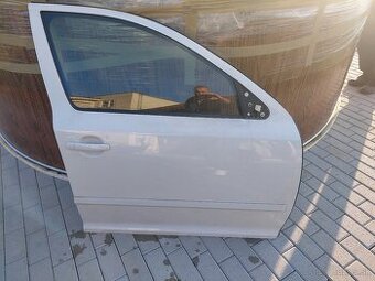 ŠKODA OCTAVIA 2 PREDNE DVERE