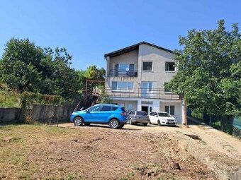 Investícia - Predám veľký RD ktorý ma zapísané 3byty na LV