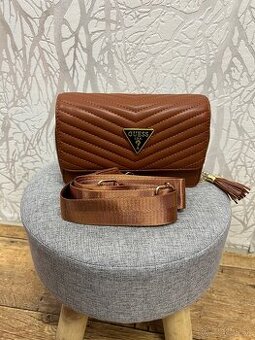 Damska hneda crossbody kabelka