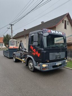 Hákovy nosič kontajnerov