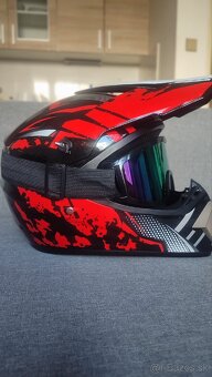 Nová motocross prilba