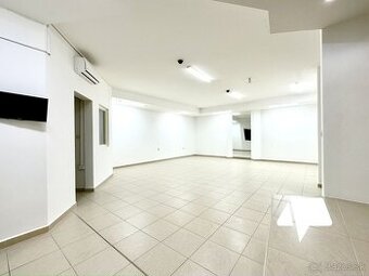 Podnájom, Obchodný priestor 76 m², Nitra-centrum