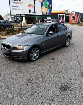 Predám bmw e90 318d facelift