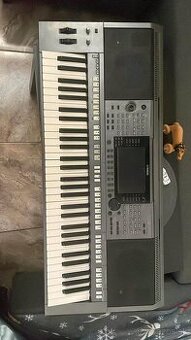 Yamaha psr s 770