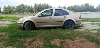 Volkswagen Bora 1,6 16 ventil