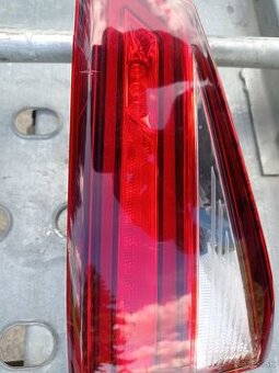 Seat ateca zadne svetlo