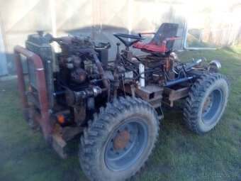 Malotraktor 4x4