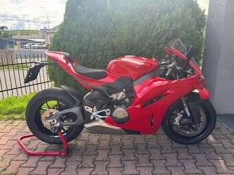 DUCATI PANIGALE V4