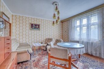 Starší 2-izbový rodinný dom v obci Dobrá Voda