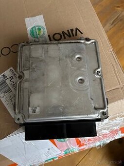 Riadiaca jednotka motora superb benzín