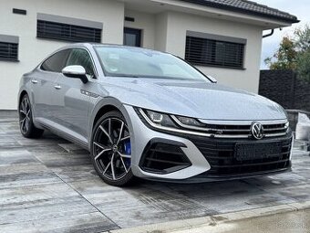 Arteon R Limuzína 235 KW 2021 2.0TSI Pano/Ťažné/360/H&K/HUD/
