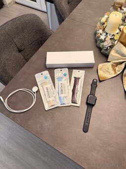 Hodinky Apple watch 9 midnight - 1